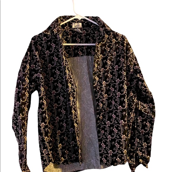 90’s Floral Button-Up Blouse by Kari | Size M | 100% Cotton - Picture 5 of 7